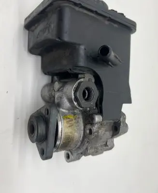 BMW 5 E39 Power steering pump 1095749