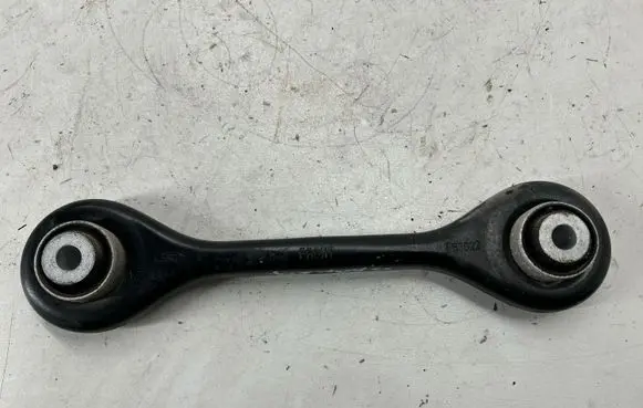 Rear control arm