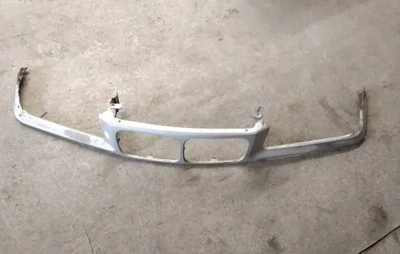 BMW 3 E36 Front bumper upper radiator grill 