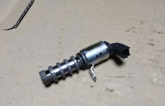 Honda Accord Camshaft vanos timing valve 5650NR10
