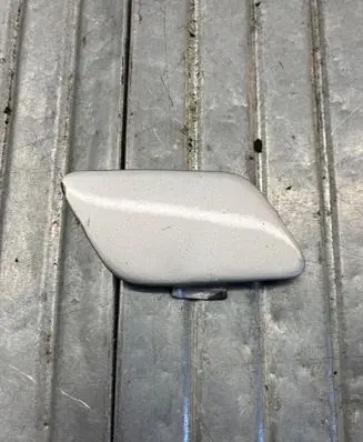 BMW 3 E92 E93 Front tow hook cap/cover 8041202