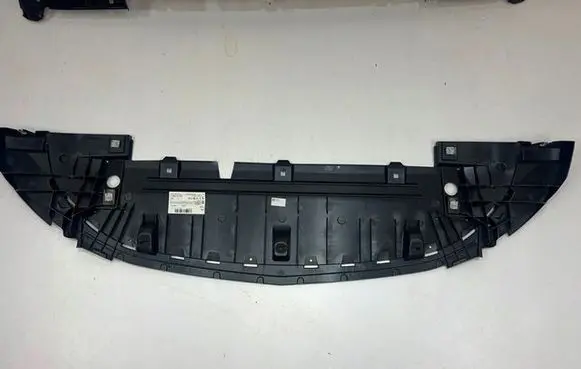 Mercedes-Benz GLA H247 Front bumper skid plate/under tray A2478857205