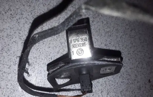 BMW 5 E39 Front door sensor 8176350