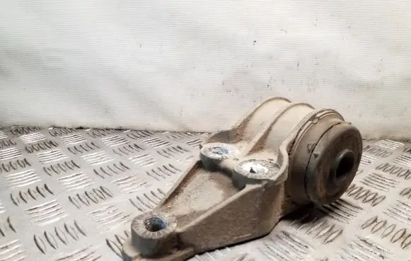 Volkswagen PASSAT B5 Rear axle beam mounts housing 8E0501522G