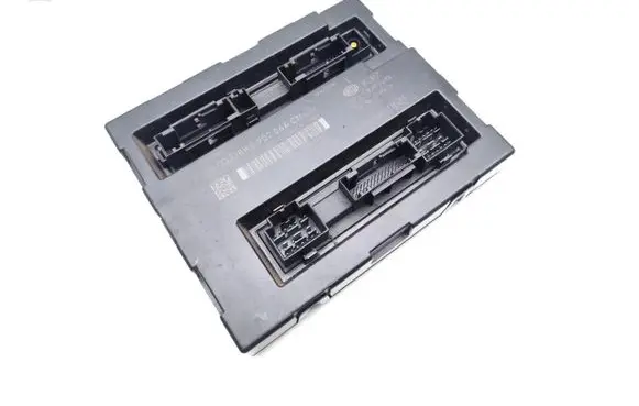 Audi A4 S4 B8 8K Central body control module 8K0907064CN 5DK009918 5DK00991873