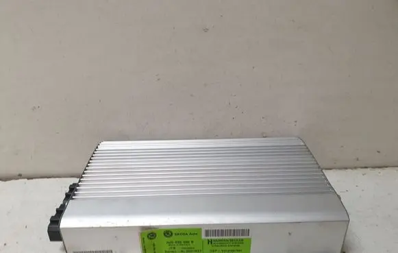 Skoda Superb B5 (3U) Sound amplifier 3U0035456B