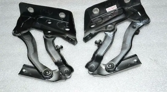 Mercedes-Benz B W245 Engine bonnet/hood hinges A1698800328 A1698800428