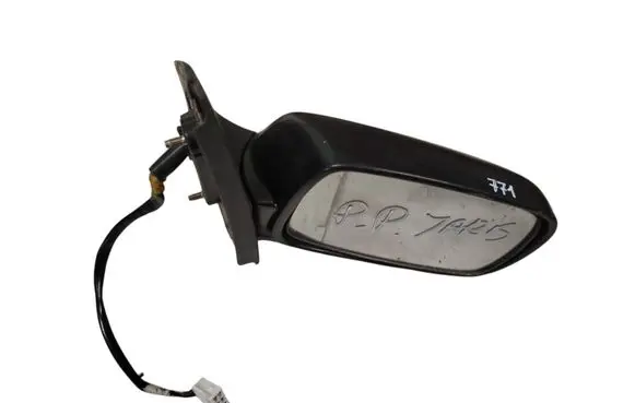 Toyota Yaris Front door electric wing mirror E13010399