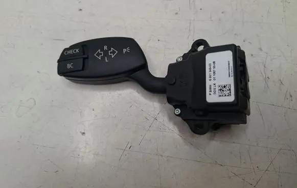 BMW 5 E60 E61 Indicator stalk 6951349