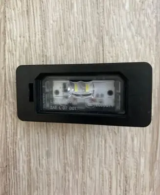 BMW 5 G30 G31 Number plate light 7410302