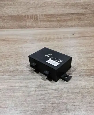 Volkswagen PASSAT B4 Immobilizer control unit/module 1H0953257B 5WK4590