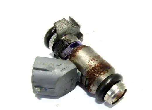Fuel injector
