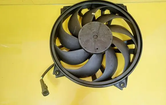 Citroen Xsara Electric radiator cooling fan 