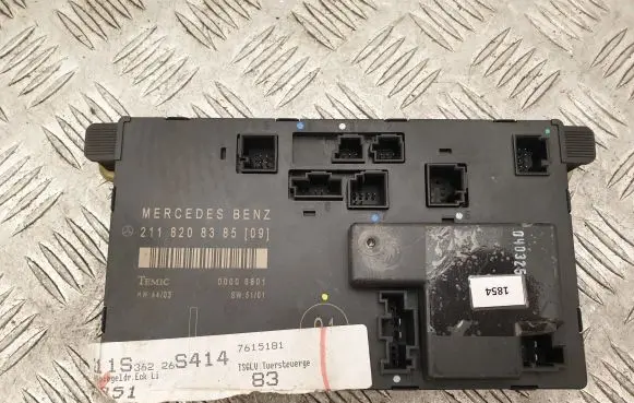 Mercedes-Benz E W211 Door control unit/module 2118208385
