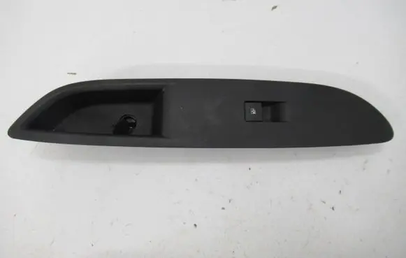 Opel Mokka Electric window control switch 95393864
