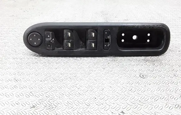 Peugeot 407 Electric window control switch