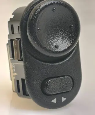 Subaru Justy Wing mirror switch 3795083E20 12441 1244