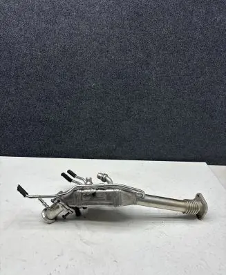 BMW 5 G30 G31 EGR valve cooler 8576473