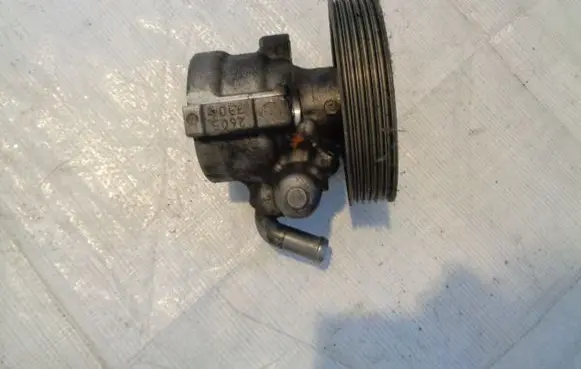 Citroen Berlingo Power steering pump 9665709080