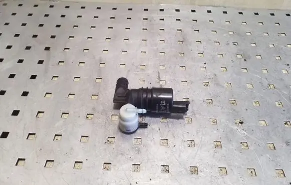 Peugeot 3008 I Windscreen/windshield washer pump 9643447980