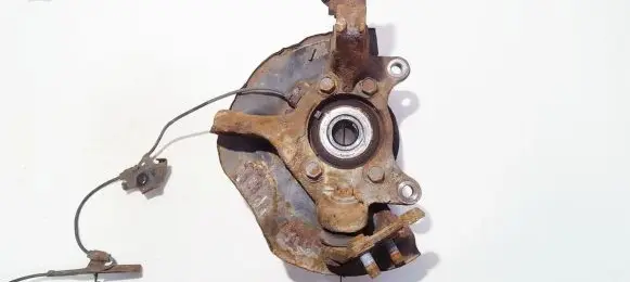 Toyota Auris 150 Front wheel hub