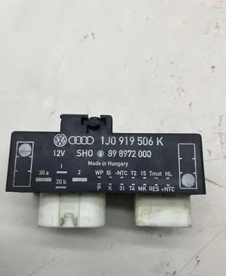 Audi A3 S3 8L Coolant fan relay 1J0919506H
