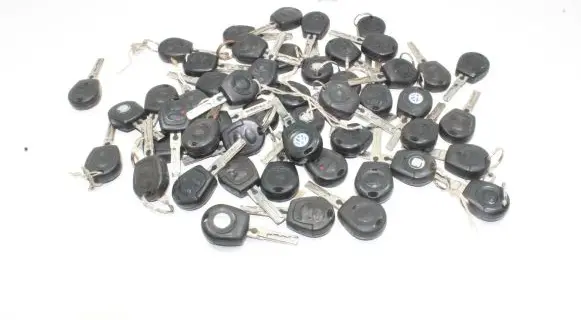 Skoda Fabia Mk1 (6Y) Ignition key/card 5FA008548 5WK4790