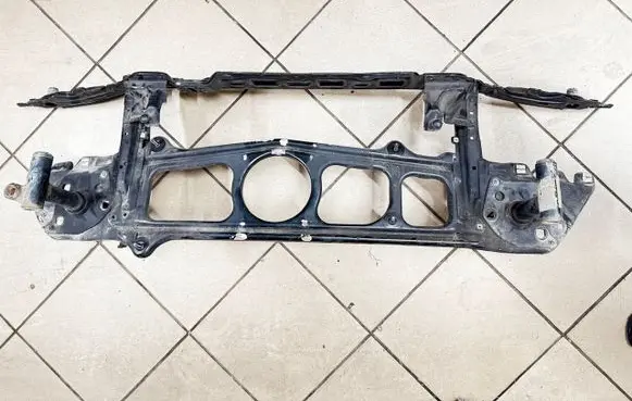 BMW 5 E39 Radiator support slam panel 