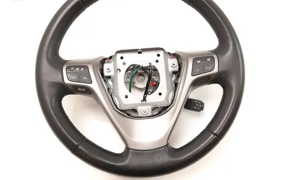 Toyota Avensis T270 Steering wheel 4510005570D