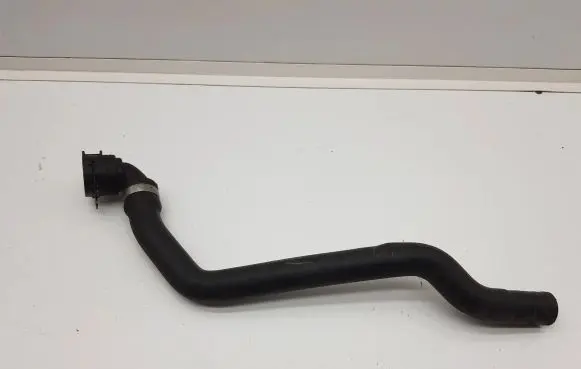 BMW X3 F25 Engine coolant pipe/hose 16185913 9236675 923667501