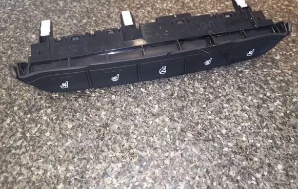 Hyundai Santa Fe Other switches/knobs/shifts 93600S1000
