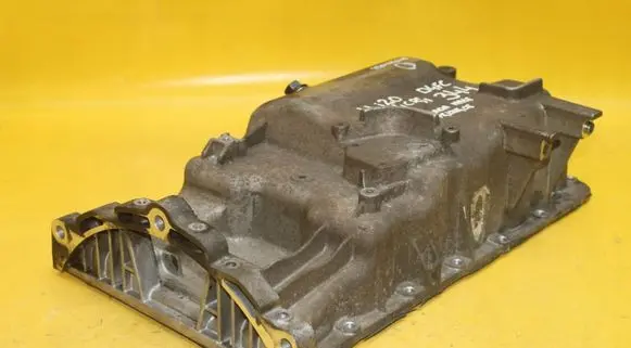 Oil sump