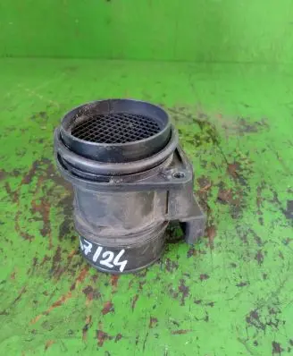 Renault Megane II Mass air flow meter 7700114778