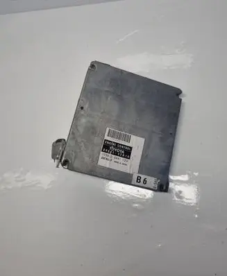Toyota RAV 4 (XA20) Engine control unit/module 8966142A10 1758005441