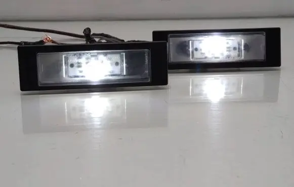 Number plate light