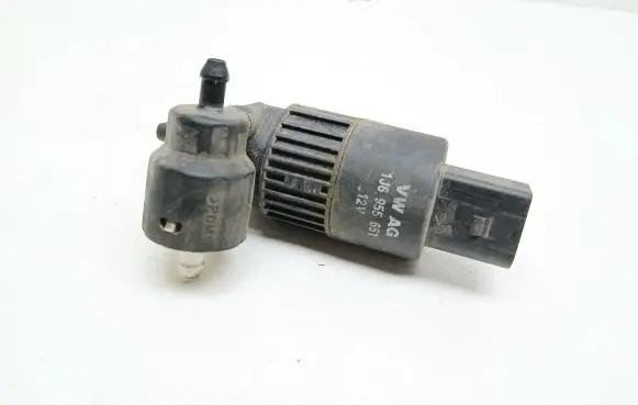 Windscreen/windshield washer pump