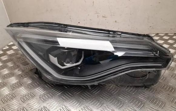 Renault Zoe Headlight/headlamp 260100279R