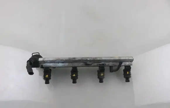 Fuel main line pipe