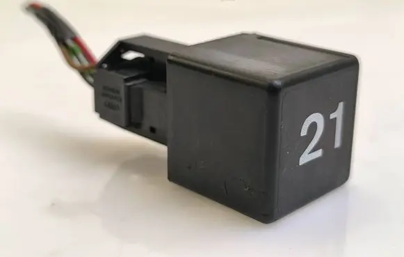 Audi A4 S4 B5 8D Other relay 191953227A 4DB00375064