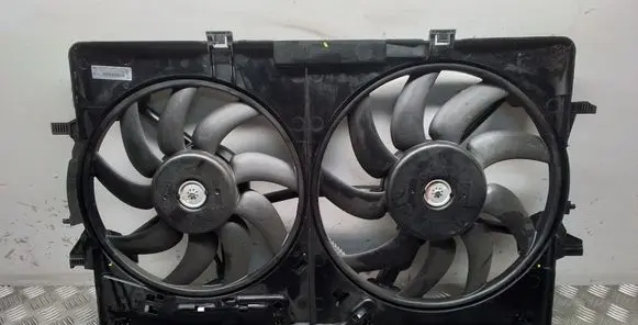 Electric radiator cooling fan