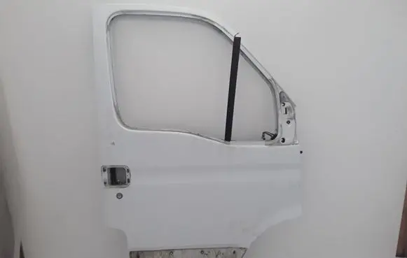 Door (2 Door Coupe)
