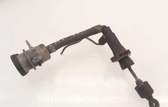 Hyundai Elantra Clutch master cylinder 020705 71423