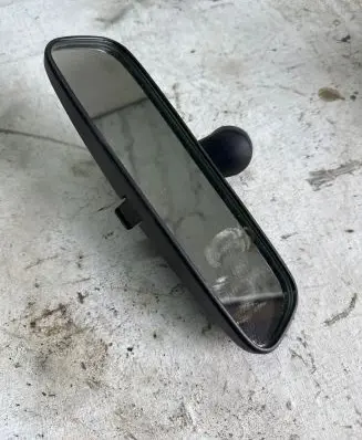 Subaru Outback Rear view mirror (interior) E13010836 E13020836
