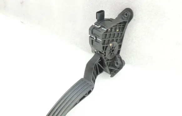 Ford Ranger Accelerator throttle pedal 2558933 JB3C9F836DB