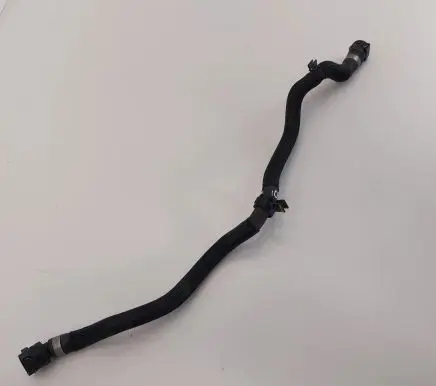Peugeot 3008 II Engine coolant pipe/hose
