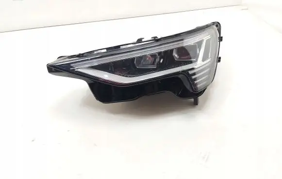 Audi e-tron Headlight/headlamp 4KE941039