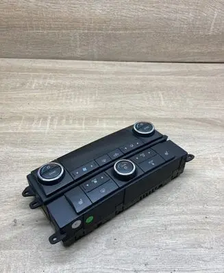 Chrysler Grand Voyager V Climate control unit P55111917AE