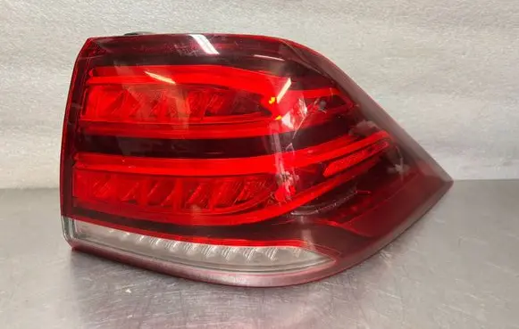 Rear/tail lights