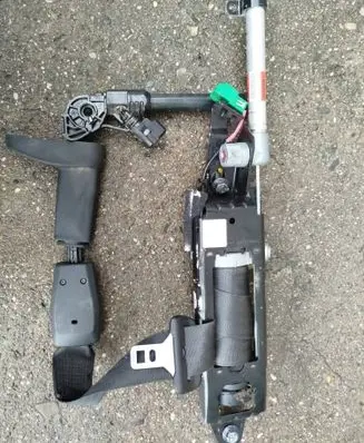 Volvo XC60 Front seatbelt 6152755M0B 0906010236 3417982