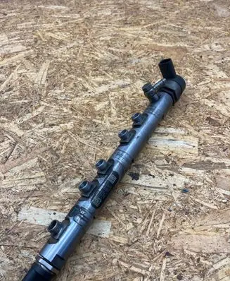 Fuel main line pipe